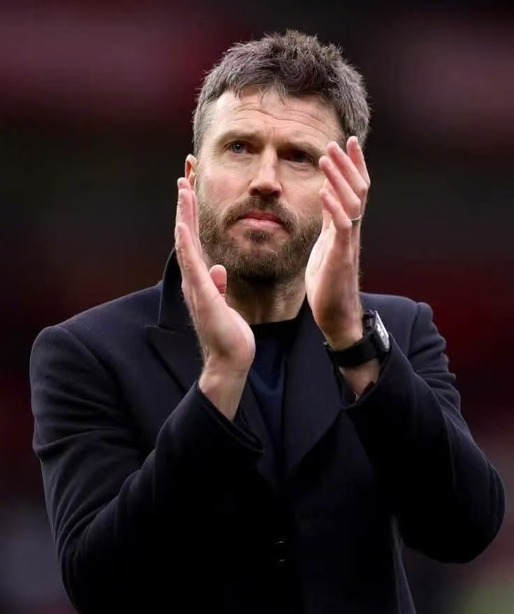 Od slávy k nejistotě: Jak může Manchester United najít cestu vpřed?